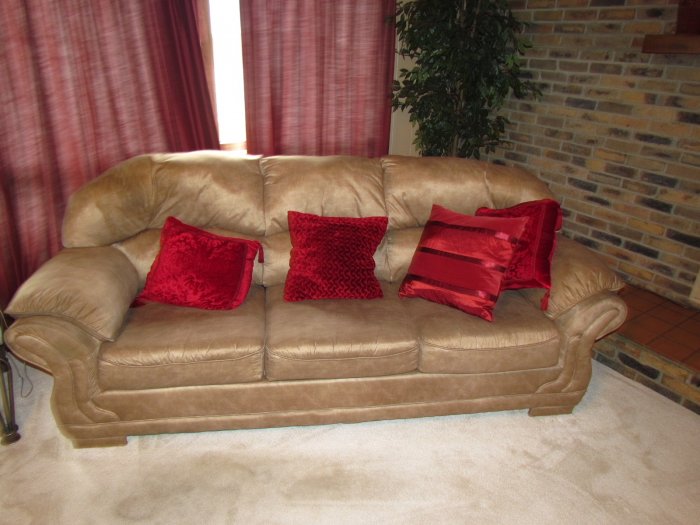 Ned Maryott Auction - Nice Household, Equipment, & Collectible Auction