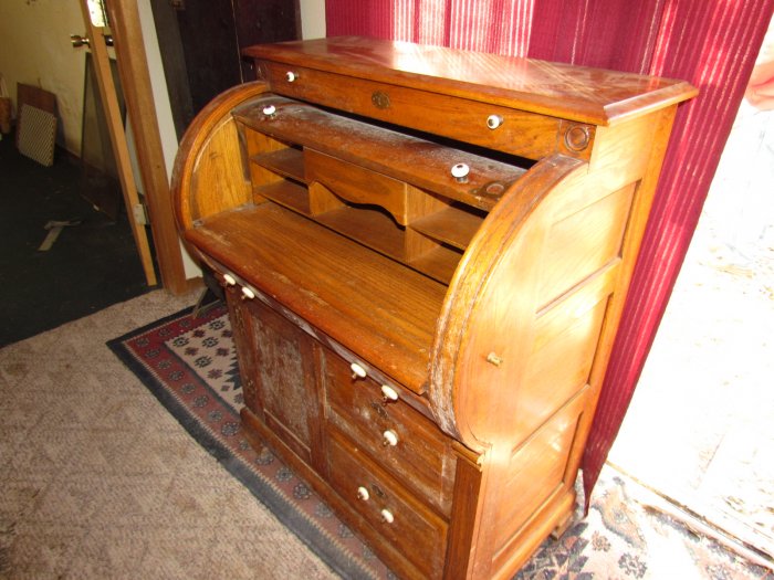 Antique and Collectible Auction