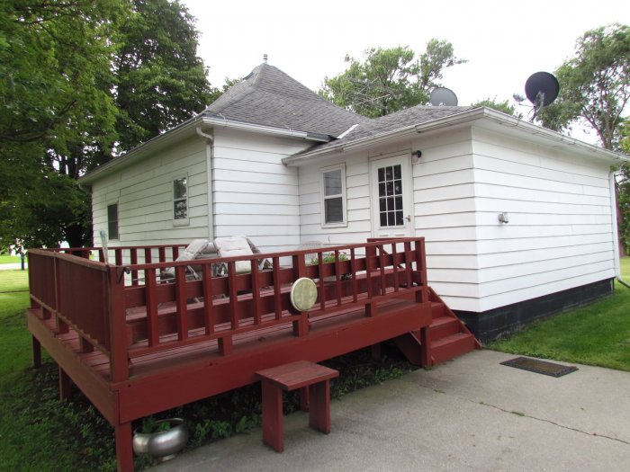 Public Auction selling: (Real Estate) Nice 2 Br Home with 48 x 36 Metal Building, plus Collectibles, Household, Tools & More!