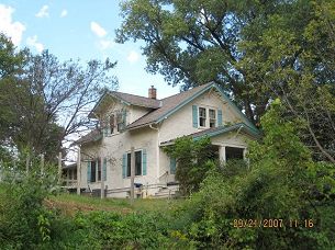 4 Bedroom Home in Soldier, IA. going at Public Auction